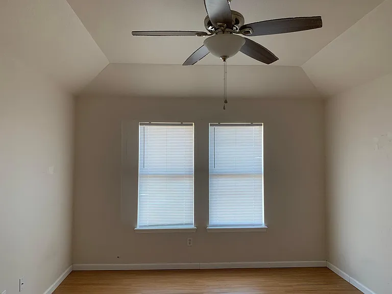 1009 Cupertino St — Photo 11