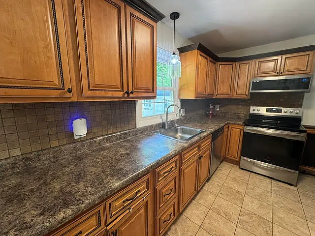 63 Hueg Pl — Photo 8