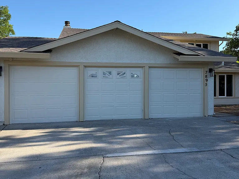 7895 McLin Way — Photo 1