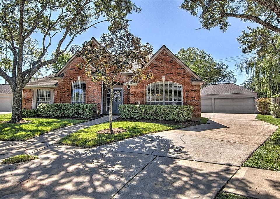 1st image of 952 Gold Mesa Ct