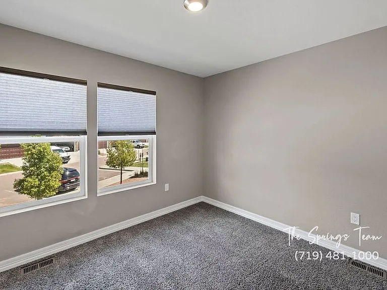 748 Brambleberry Hts — Photo 33