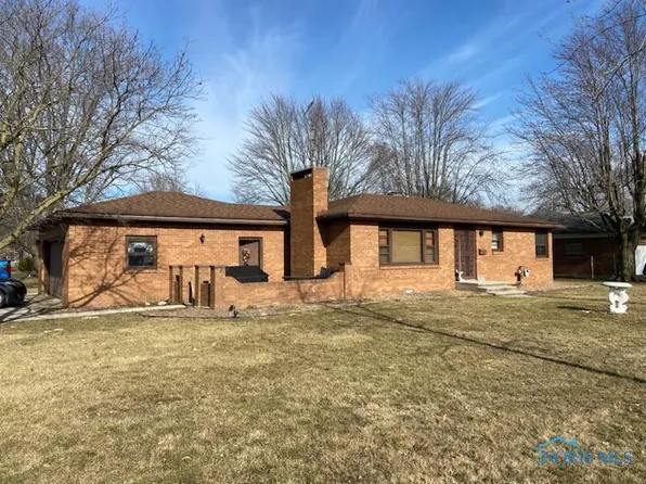 301 E North St, Deshler, OH 43516
