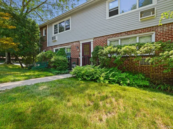 50 Charter Circle #C, Ossining, NY 10562