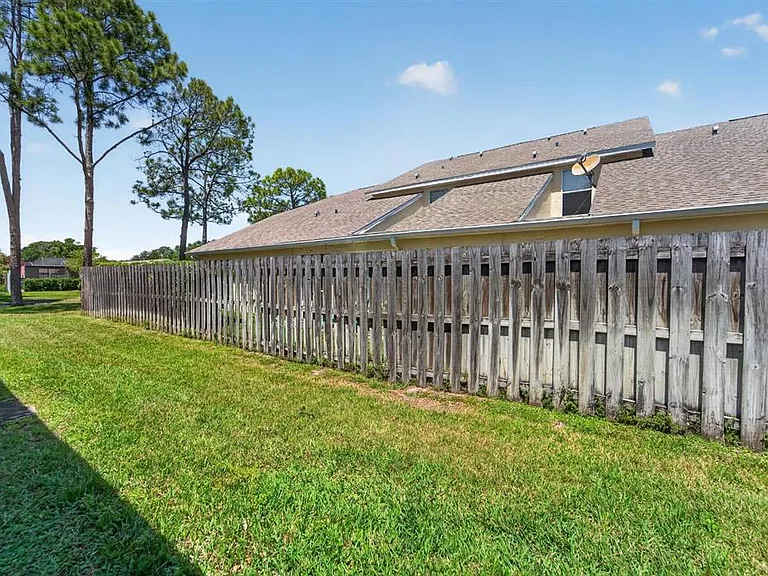658 Green Valley Rd #B3 — Photo 58