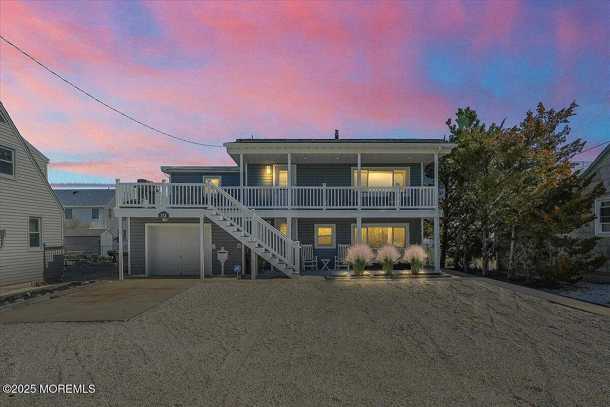 2 bed, $3,600 — Photo 1
