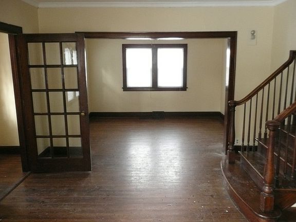4th image of 2636 Thomas Ave N