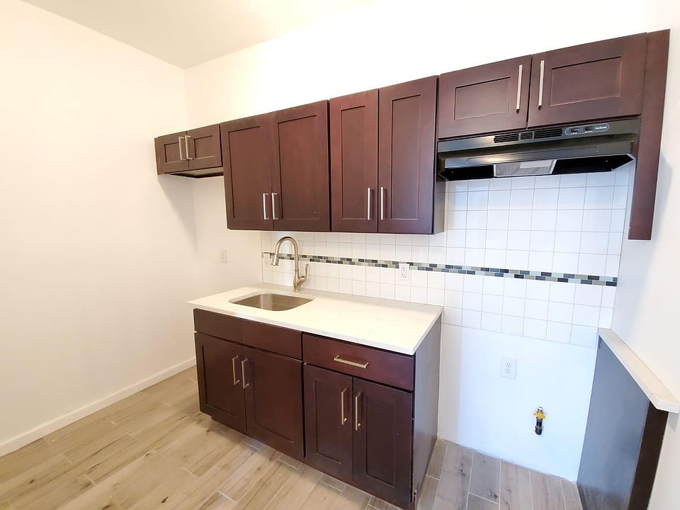 1st image of 812 Clinton Ave #3M