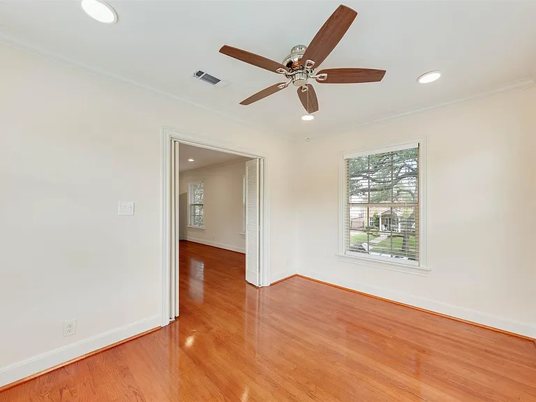 2343 Shakespeare St #2 — Photo 7