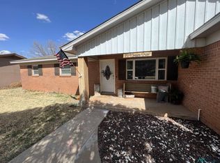 209 Sasser Dr, Clovis, NM 88101