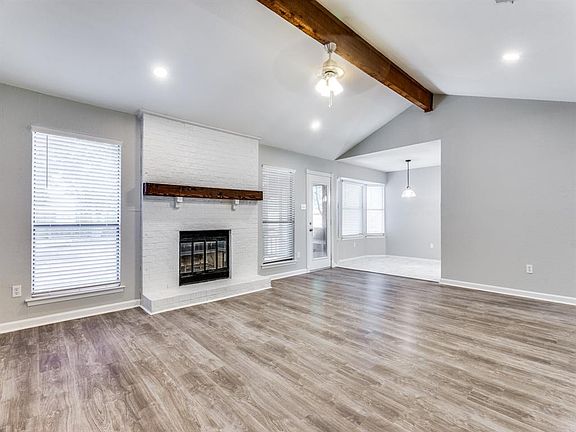 4th image of 417 Hovenkamp St
