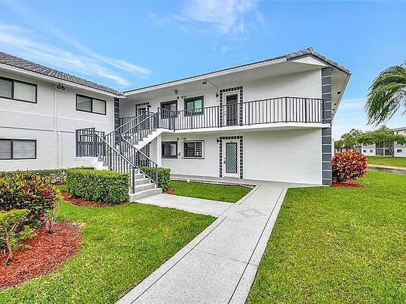 2nd image of 15251 Lakes Of Delray Blvd APT 321