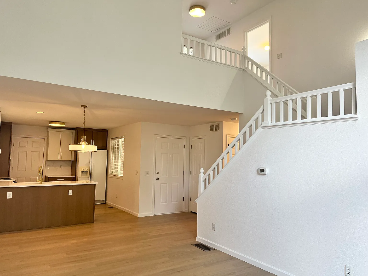 3 bed, 1400 sqft, $2,750 — Photo 3
