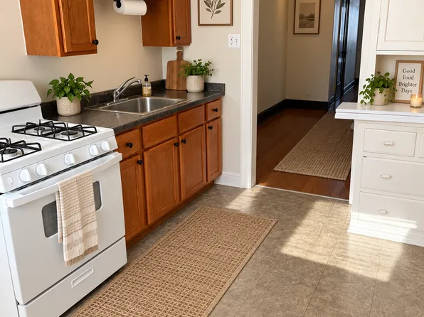 7826 S Honore St #1S, Chicago, IL 60620