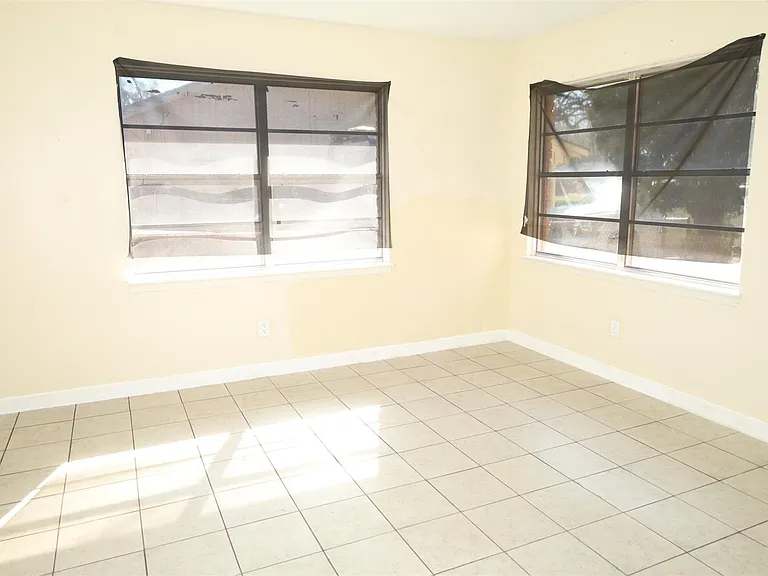 13207 Santa Teresa Rd — Photo 5
