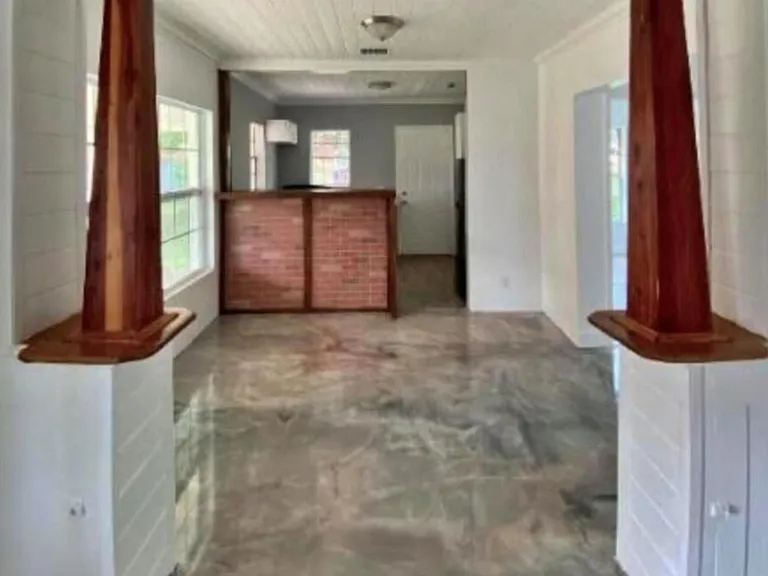 1115 Grant St — Photo 10