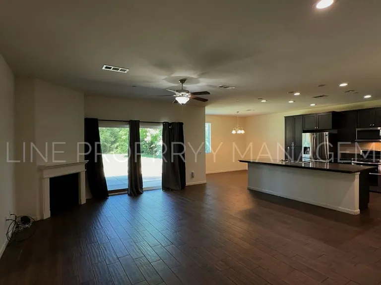 2919 S Tipton St — Photo 2
