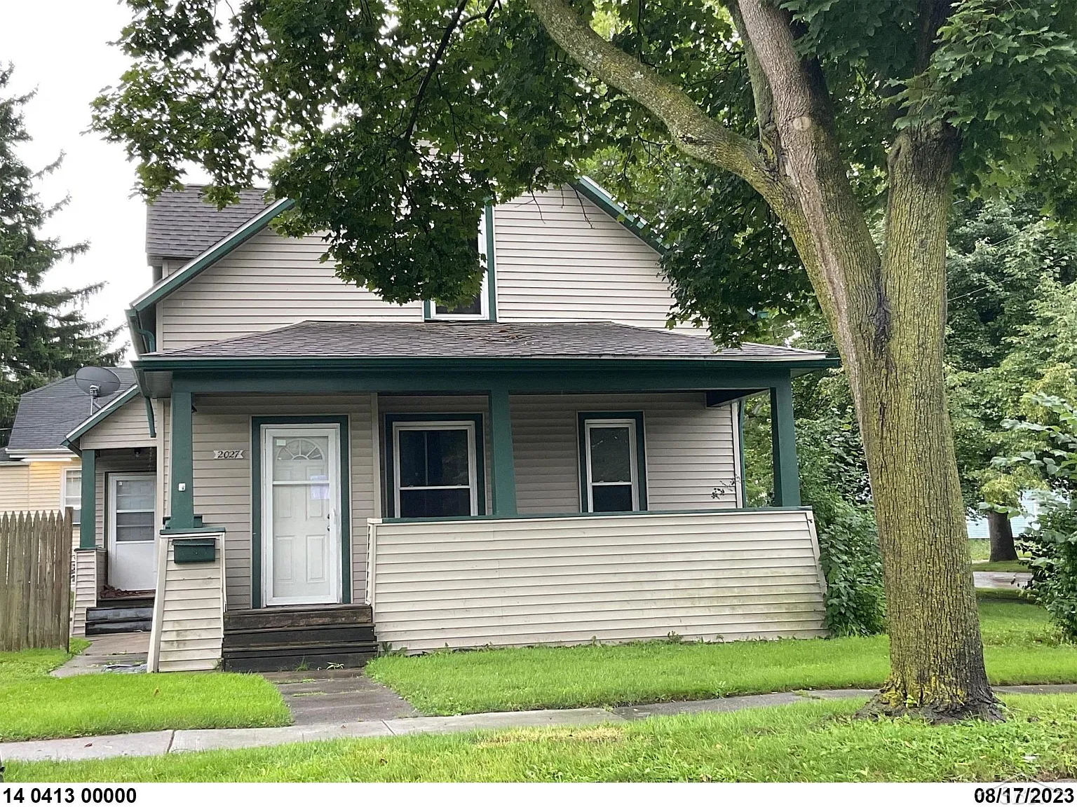 2027 Cooper Ave photo 1