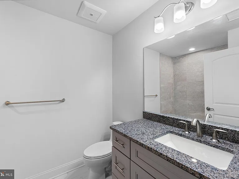 105 Samjan Cir — Photo 25