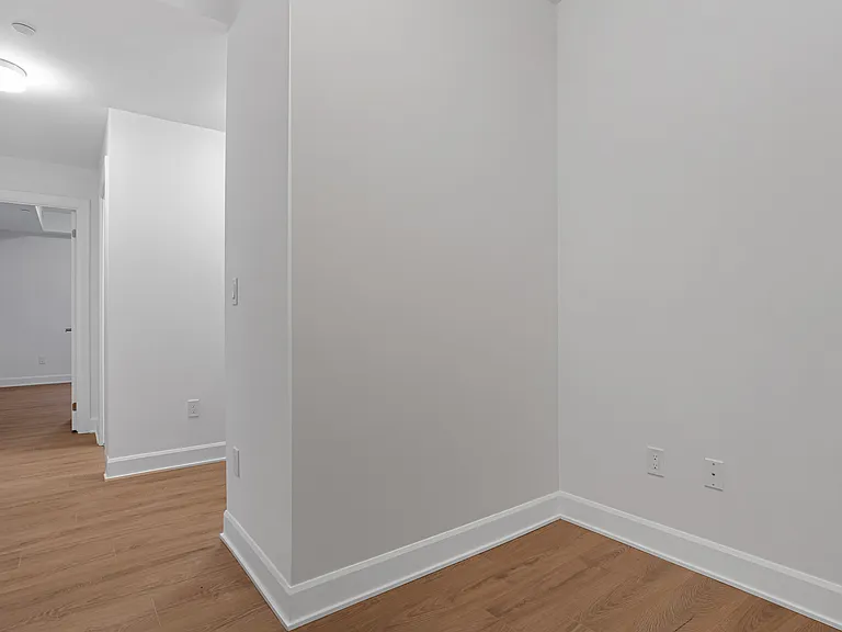 3240 William Coltson Ave — Photo 63