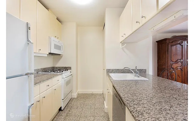 Sold by Douglas Elliman | media 9