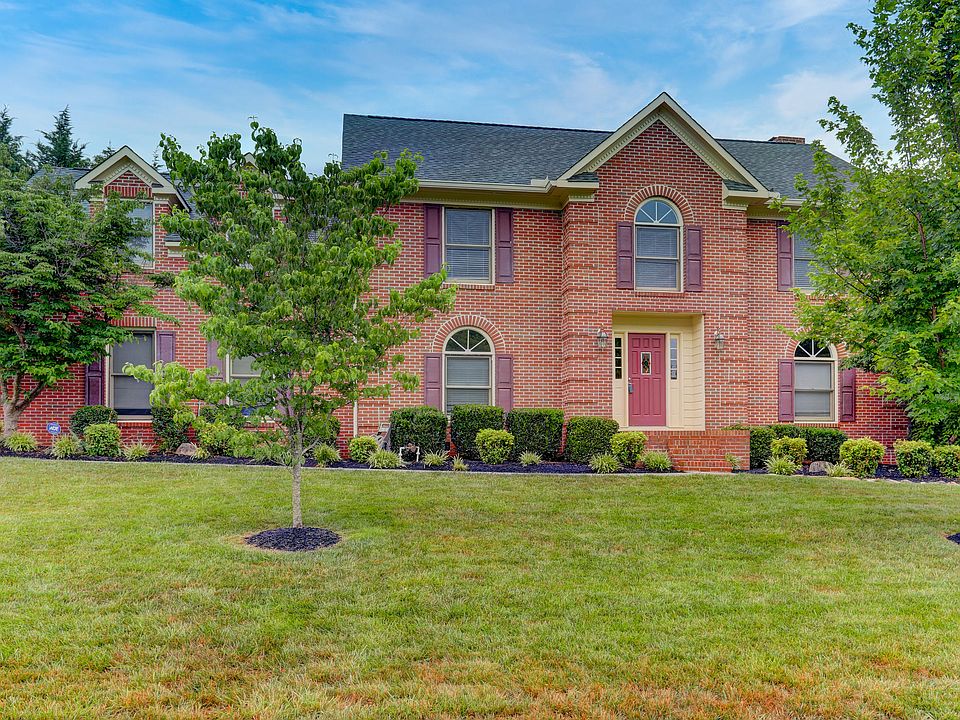 1st image of 1204 Hamstead Ct