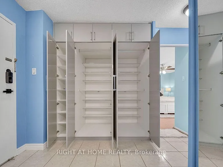 260 W Seneca Hill Dr #1415 — Photo 20