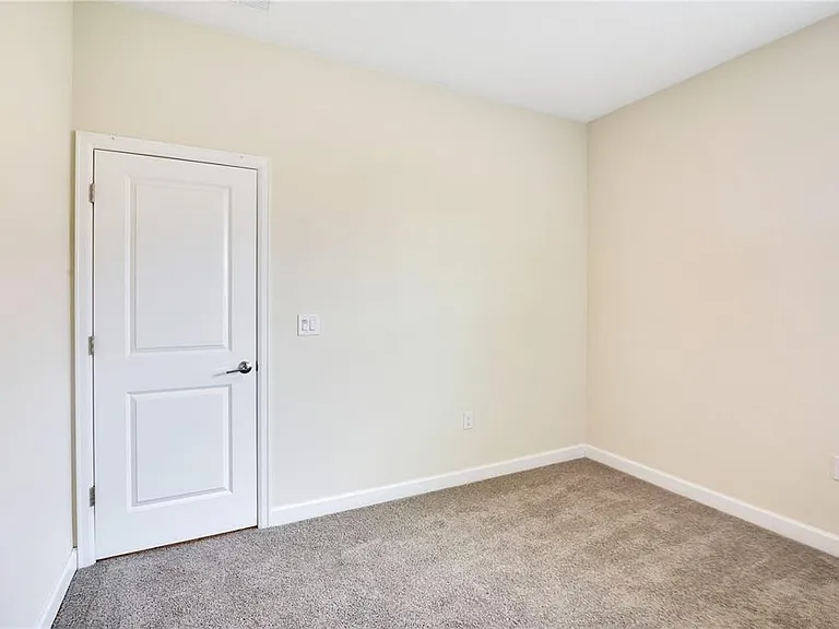 223 Bergamot Loop #A — Photo 16