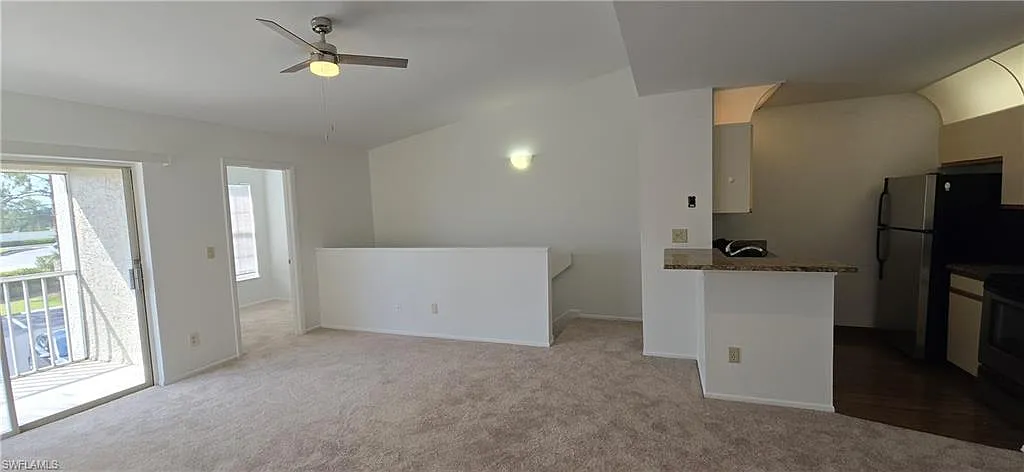 1 bed, 1.0 bath, 727 sqft, $1,550 — Photo 3