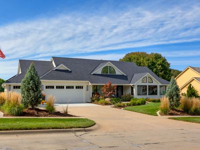 1520 Country Club Blvd, Clive, IA, 50325