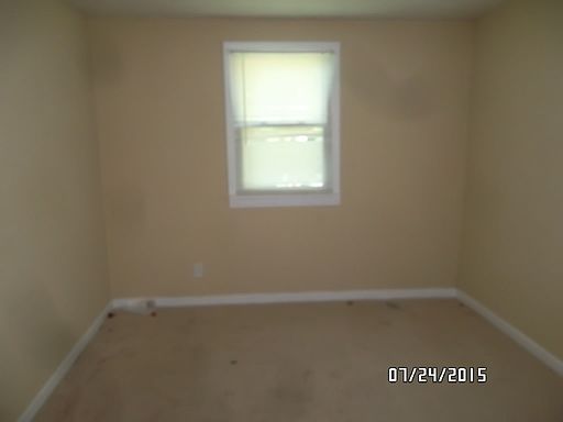 4th image of 1834 N Centennial St
