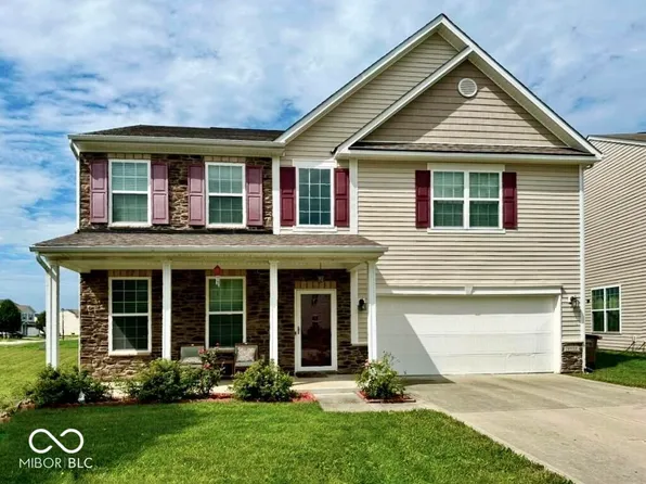 1935 Lakecrest Dr, Columbus, IN 47201