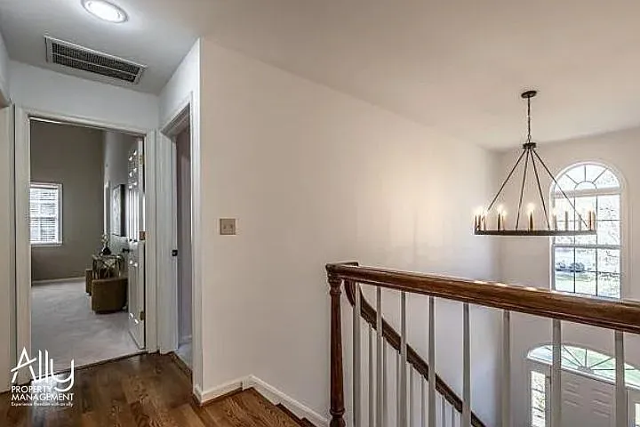 170 W Rosewood Dr — Photo 31