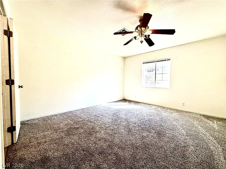 764 Benedict Dr — Photo 17