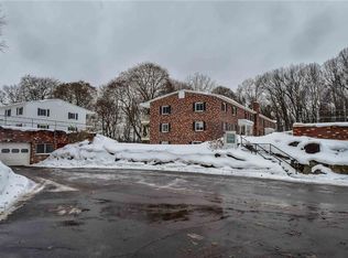 61 Lost Mountain Trl, Rochester, NY 14625