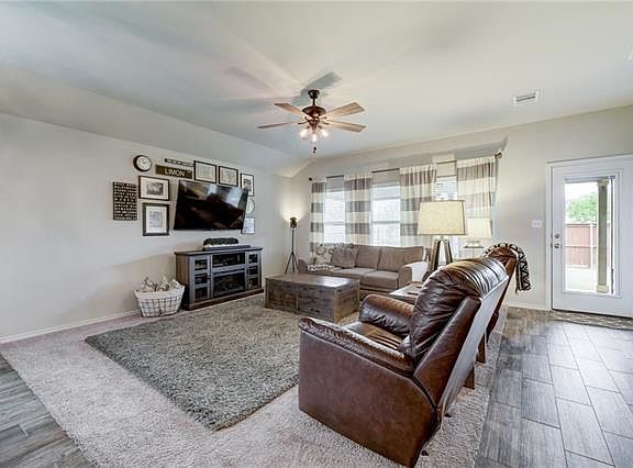 3rd image of 18304 Drecker Springs Ln