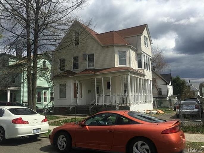 2nd image of 127 S 1st Ave