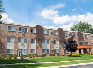 The Arbors of Glen Ellyn, Glen Ellyn, IL 60137