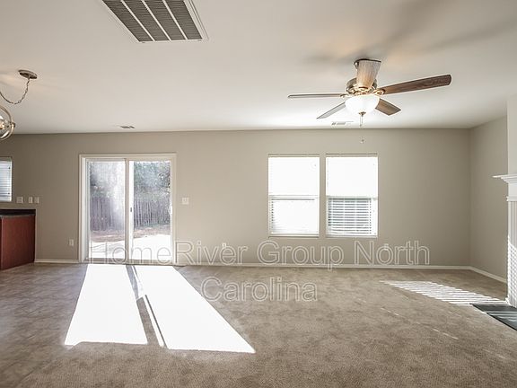 4th image of 12935 Lake Erie Ln