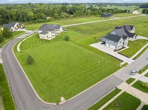 13779 Bianca Dr NW, Pickerington, OH 43147
