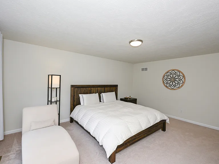 4816 Lake View Dr — Photo 48