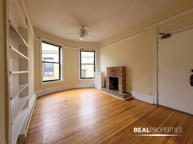 1216 N Dearborn St #B2 — Photo 2