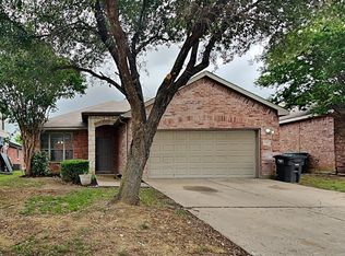 12509 Patnoe Dr, Burleson, TX 76028