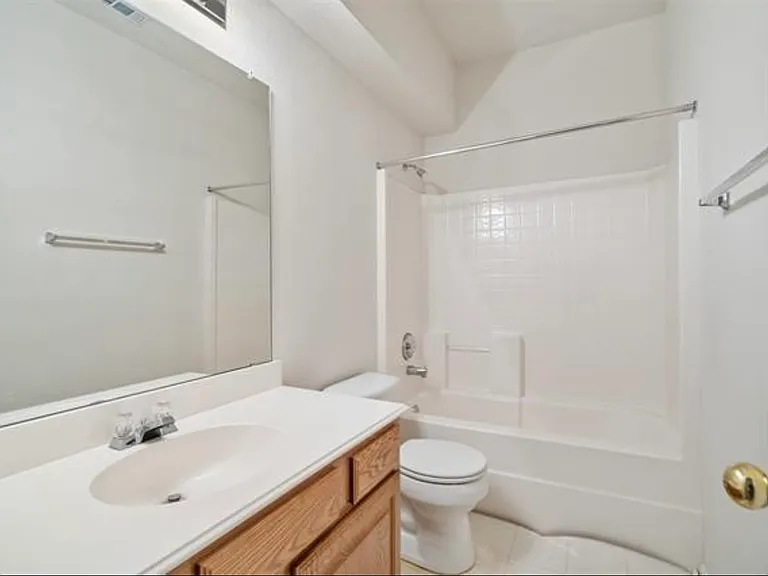 913 Soccer Dr — Photo 17