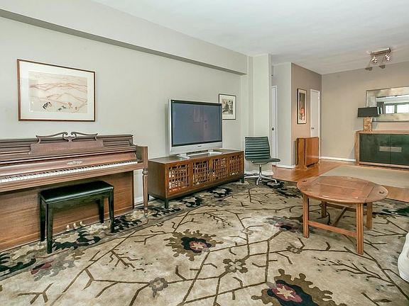 2nd image of 3616 Henry Hudson Pkwy APT 6AS