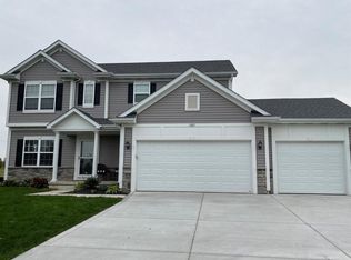 1681 Rosenquist St, Chesterton, IN 46304