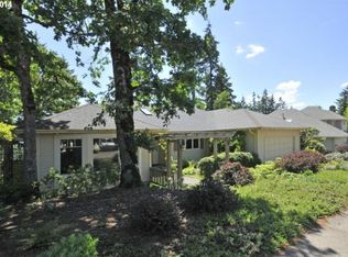 2126 Kimberly Cir, Eugene, OR 97405