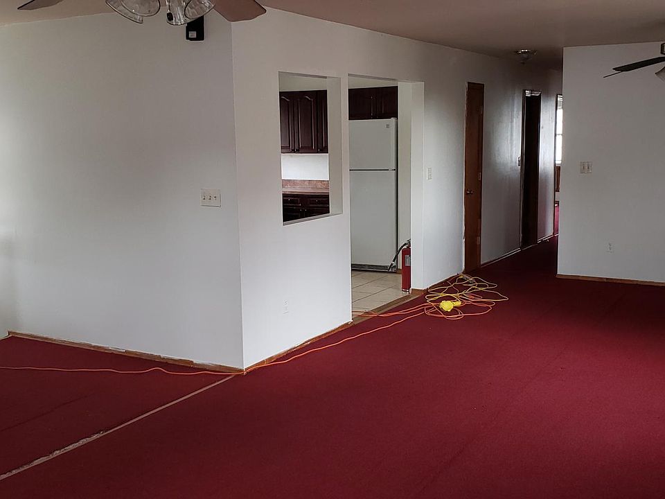 1st image of 1817 E 92nd St #1