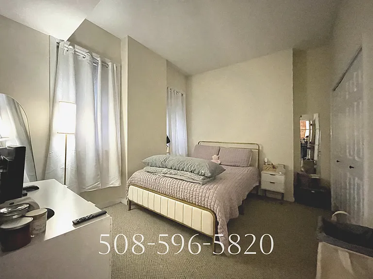 4 Davis Ave #2C — Photo 8