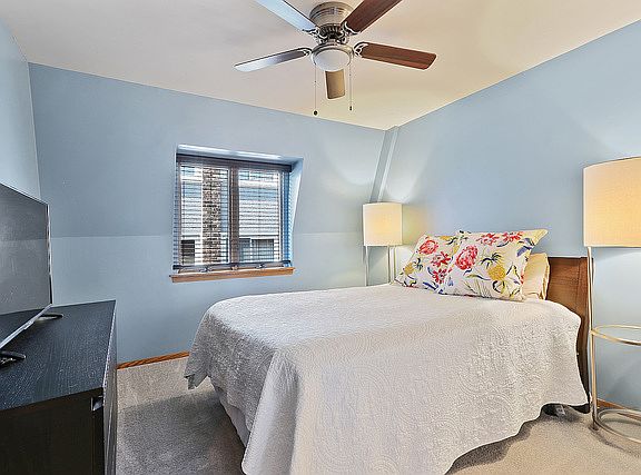 2nd image of 815 Pearson St #43