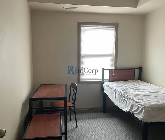 603 Lester St #1 — Photo 1